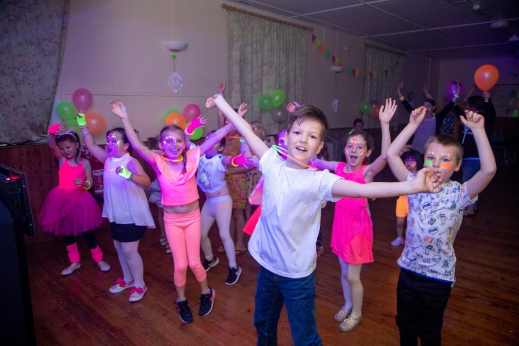 Animation anniversaire enfant animation anniversaire enfant danse 1024x683 - Animation anniversaire enfant